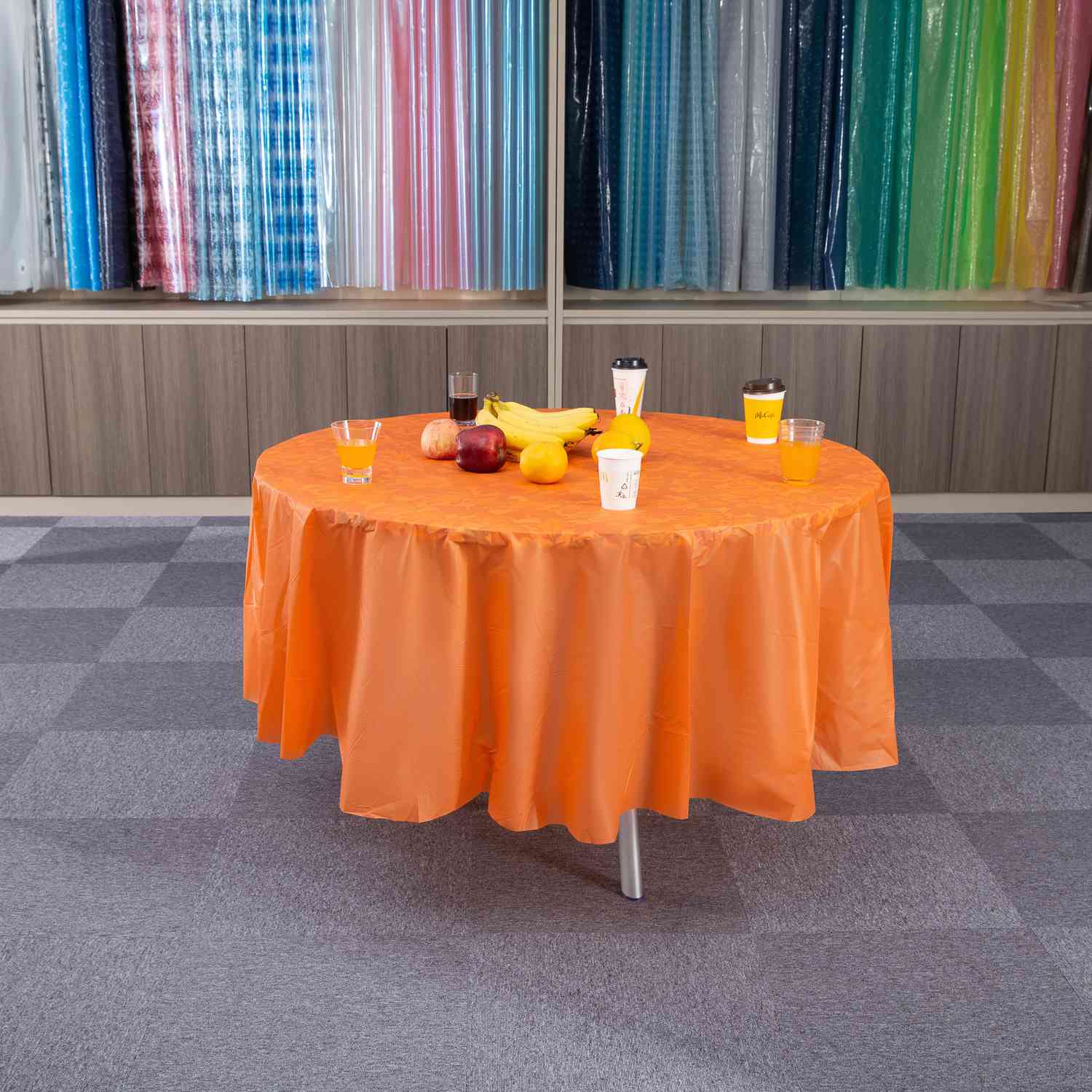 Disposable Dining Table Cover degradable material