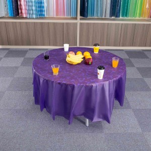 High-quality table cover for banquets and feas